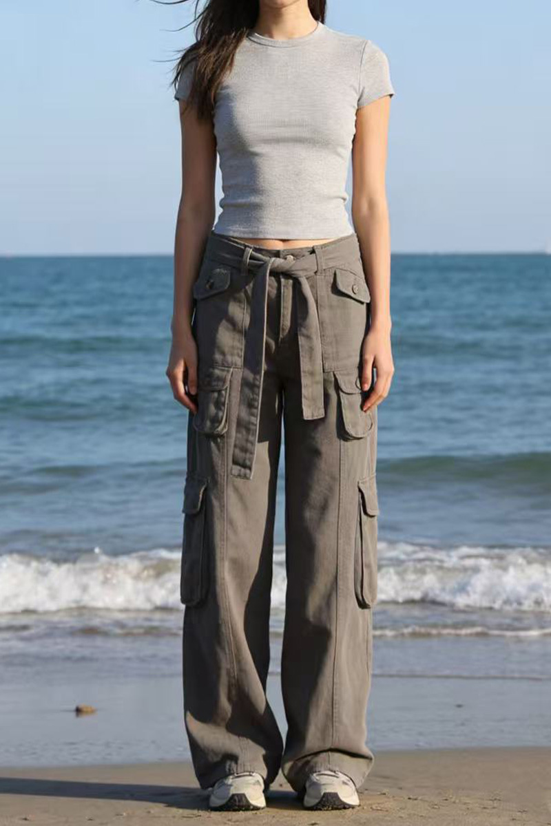 Women's Vintage Straight Cargo Jeans