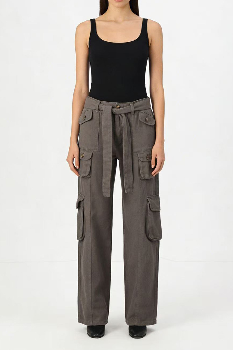 Women's Vintage Straight Cargo Jeans