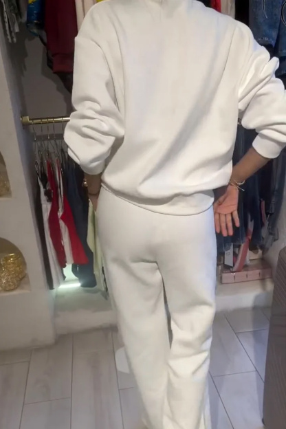 Women's Round Neck Rhinestone Fashionable Casual Top And Pants