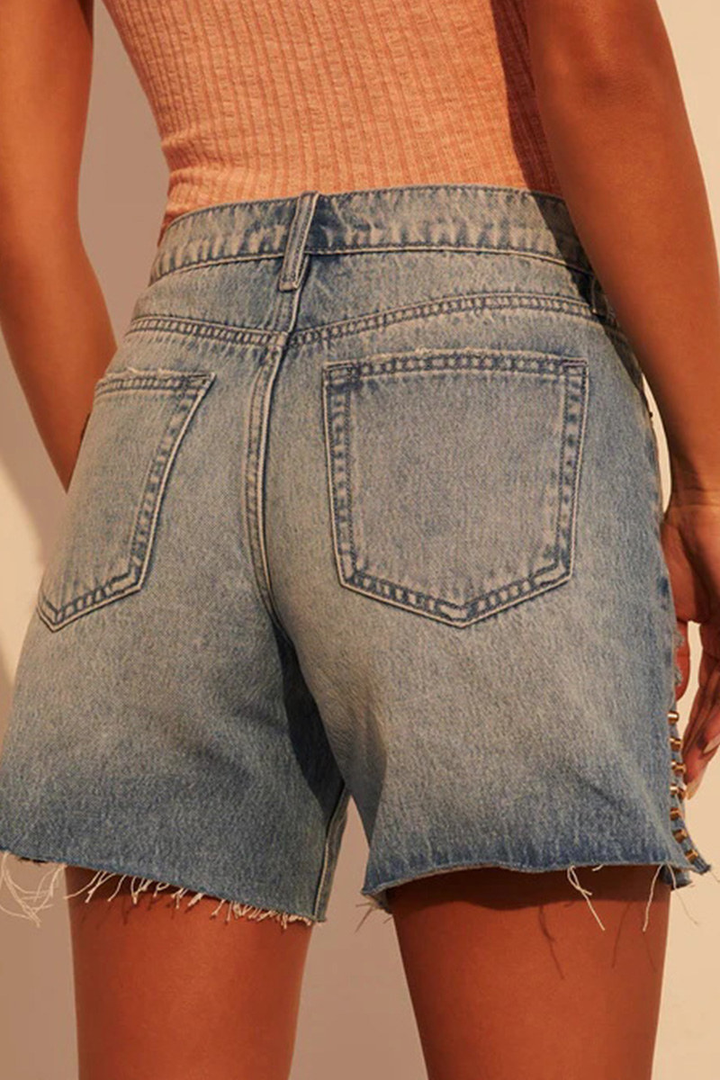 Women's Casual Stud Frayed Hem Denim Short