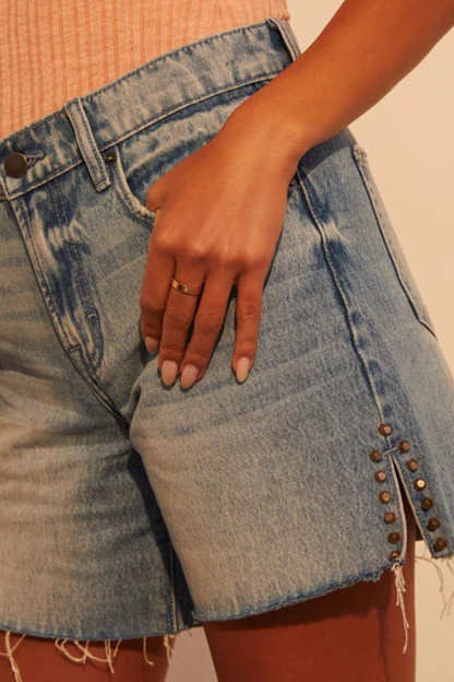 Women's Casual Stud Frayed Hem Denim Short