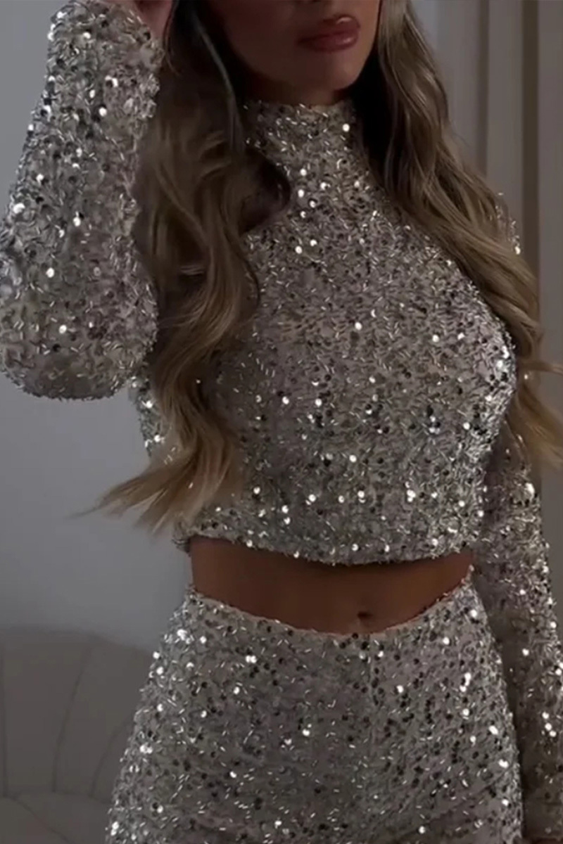 Elegant Women's Top With Rhinestones＆Rhinestone Shorts