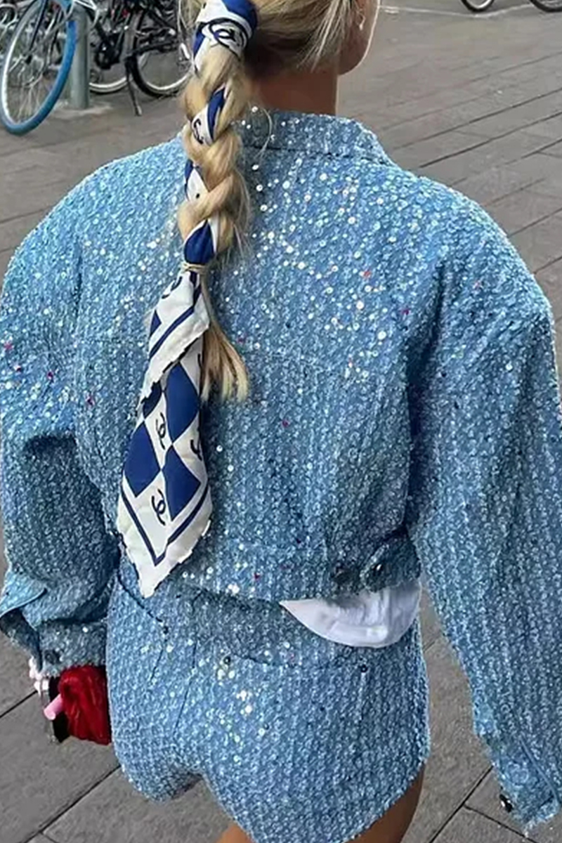 Elegant Women's Top With Rhinestones＆Rhinestone Shorts（Belts Are Not For Sale）