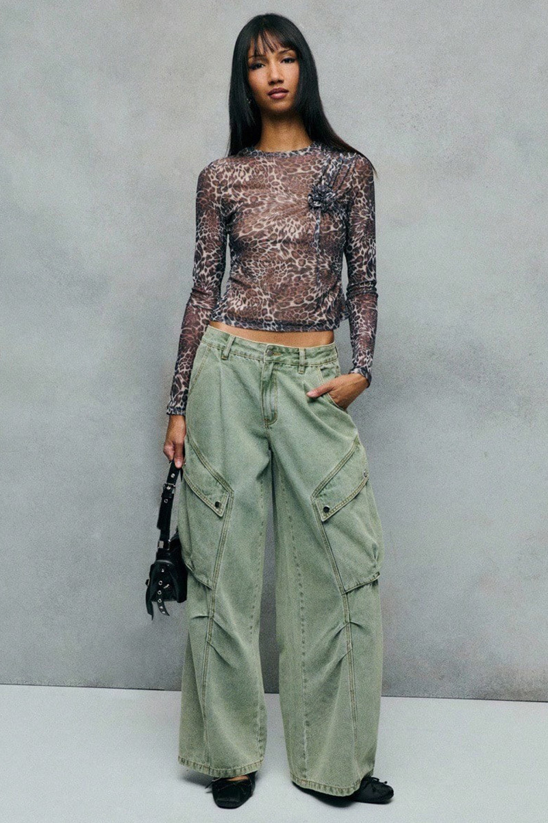 Fashion Pleated Asymmetric Pocket Wide Leg Cargo Jeans