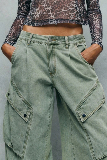 Fashion Pleated Asymmetric Pocket Wide Leg Cargo Jeans