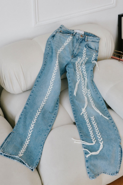 Casual Designer Woven Detail Slit Hem Jeans