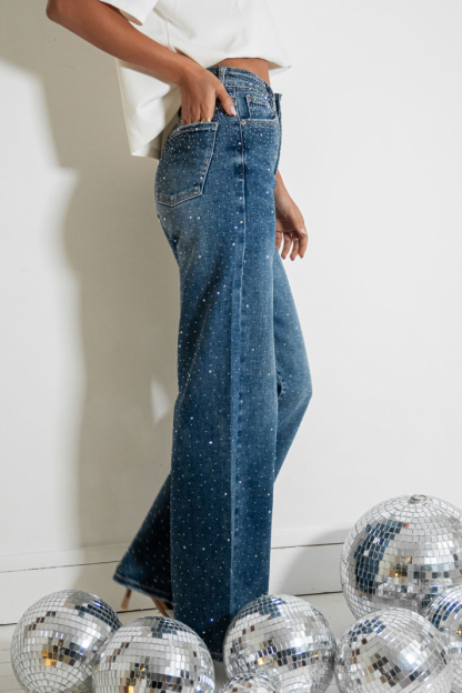 Women's Glittering Full Coverage Artfully Embroidered Crystal Jeans