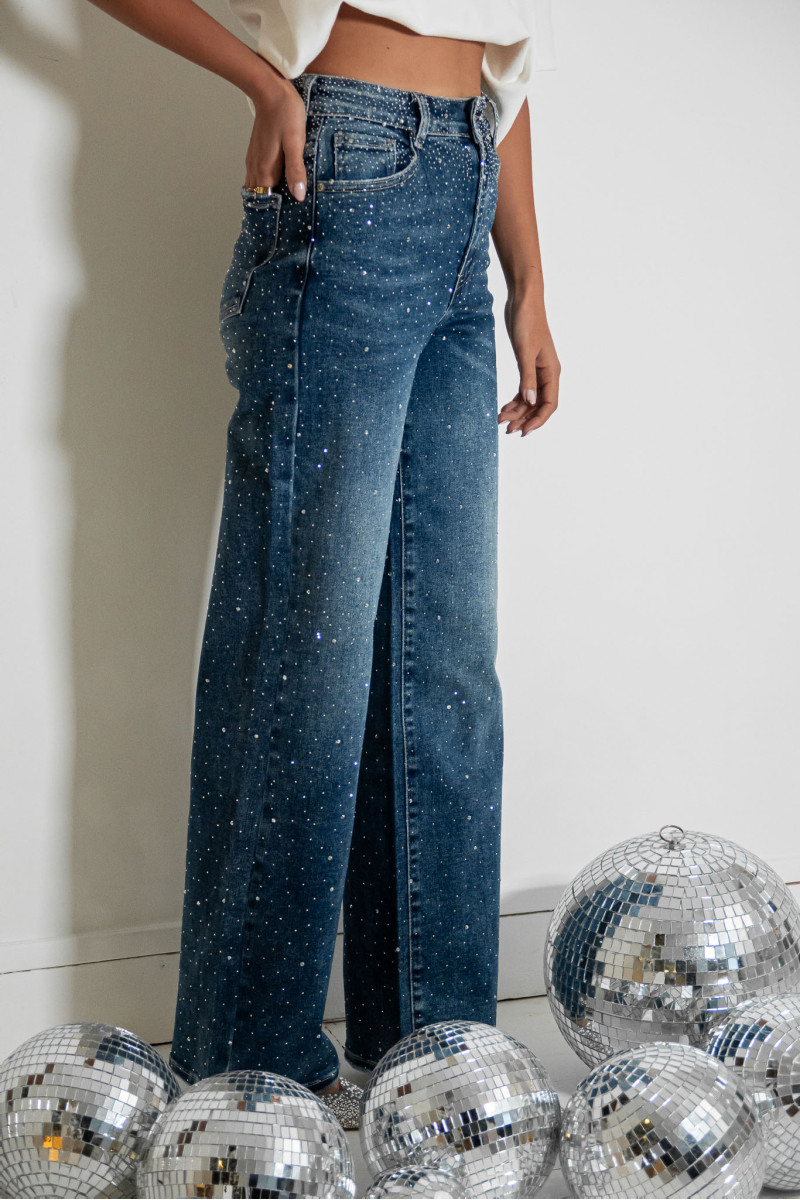 Women's Glittering Full Coverage Artfully Embroidered Crystal Jeans
