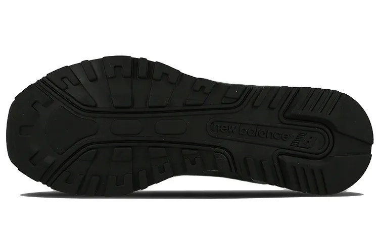 (WMNS) New Balatthhnce 530 Series 90s Running Black/White
