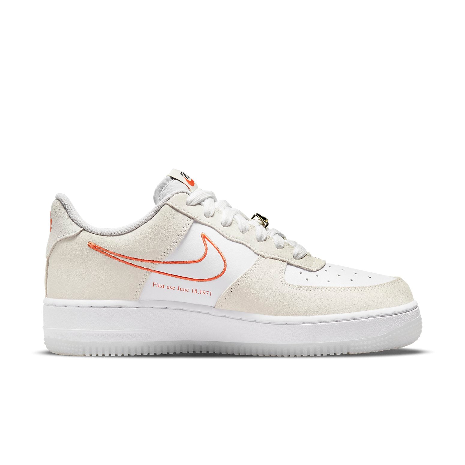 nitthhke Air Force 1 '07 SE 'First Use' DA8302-101