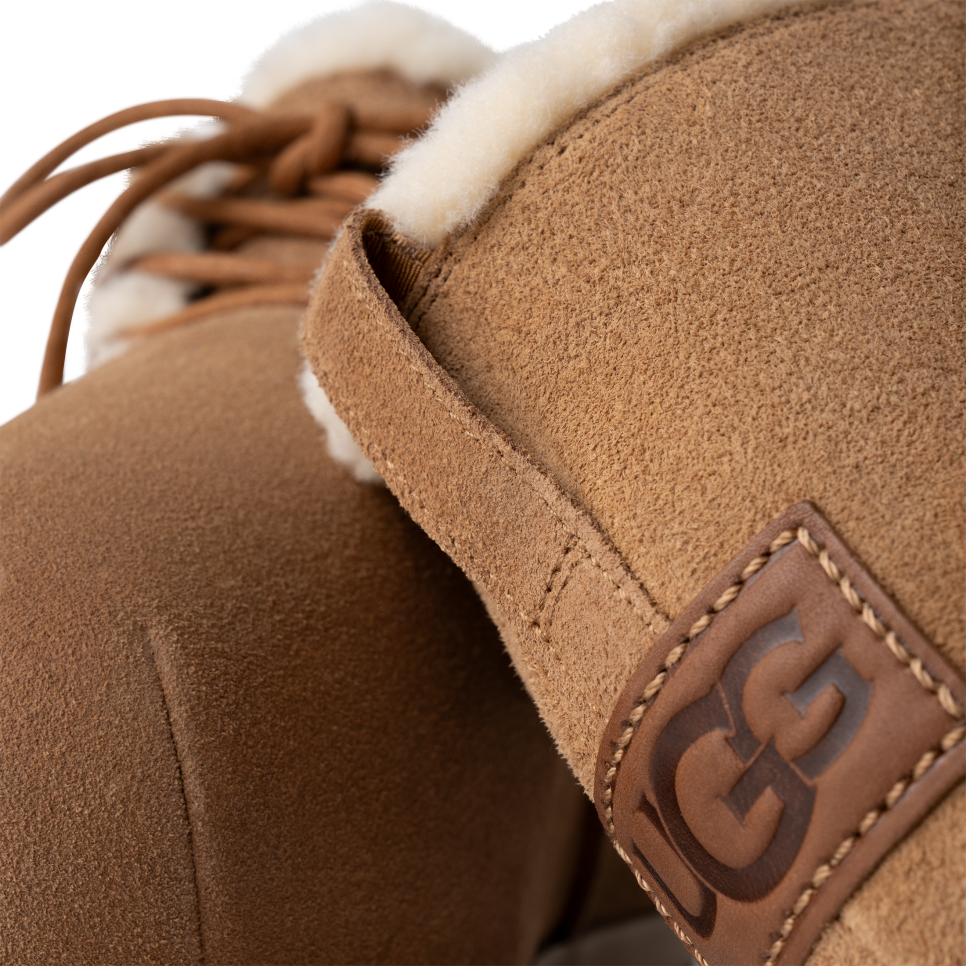 Women's Pumped Lace Up