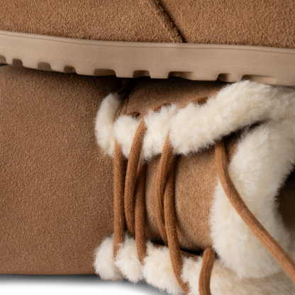 Women's Pumped Lace Up