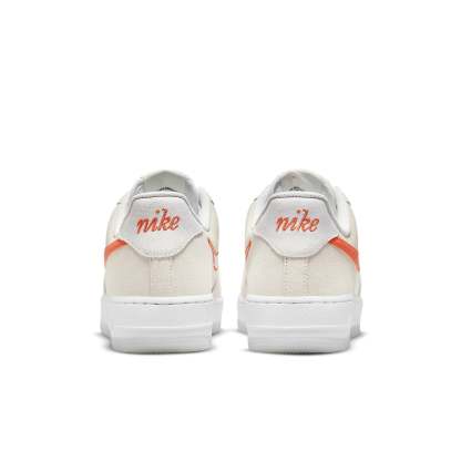 nitthhke Air Force 1 '07 SE 'First Use' DA8302-101