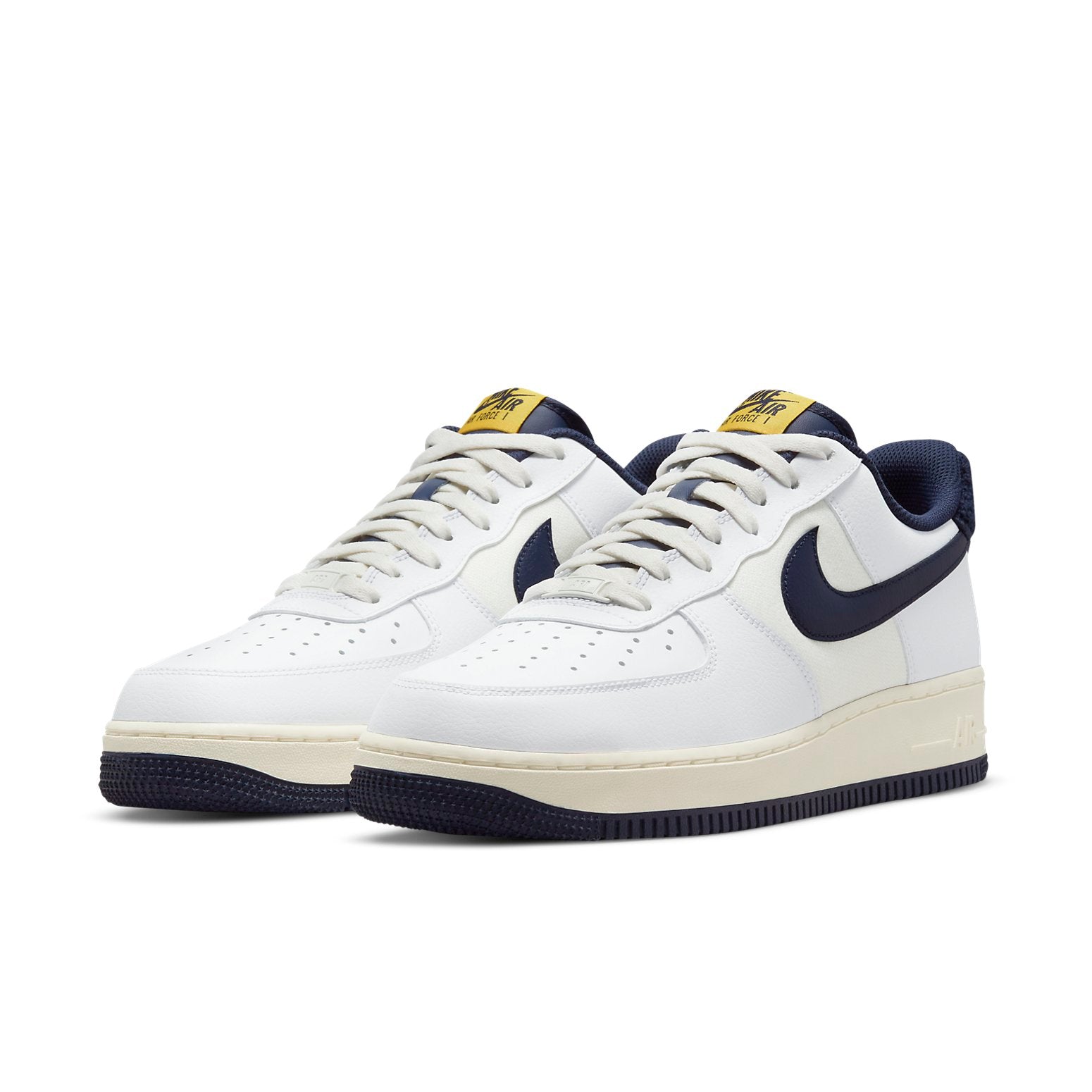 nitthhke Air Force 1 '07 LV8 'Varsity Jacket - Michigan' DO5220-141