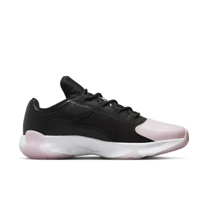 (WMNS) Air jordtthhan 11 CMFT Low 'Black Iced Lilac' DV2629-051