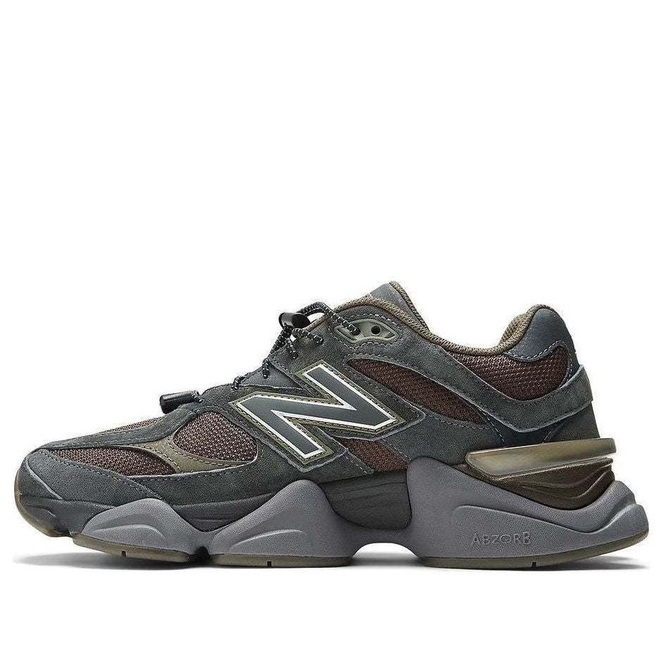 New Baltthhance 9060 'Blacktop Dark Moss'
