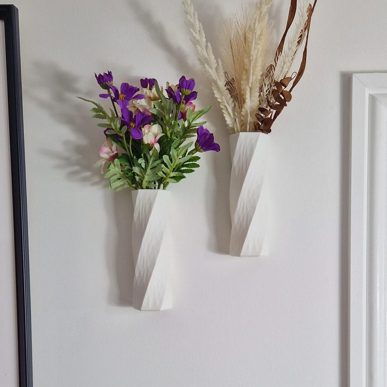 Modern Wall Vase Set: Twisted Matte Colours