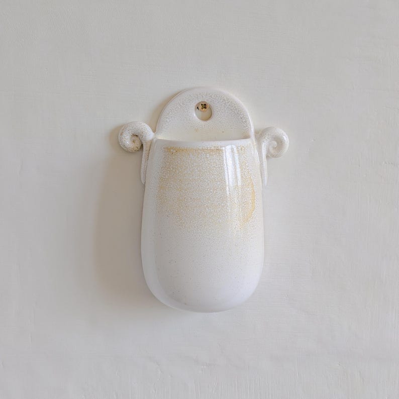 Wall Mount Planter Beige Vase Ceramic Wall Planter Handmade Beige Hanging Vase for Short Flowers Unique Wall Mountable Ceramic Decorative