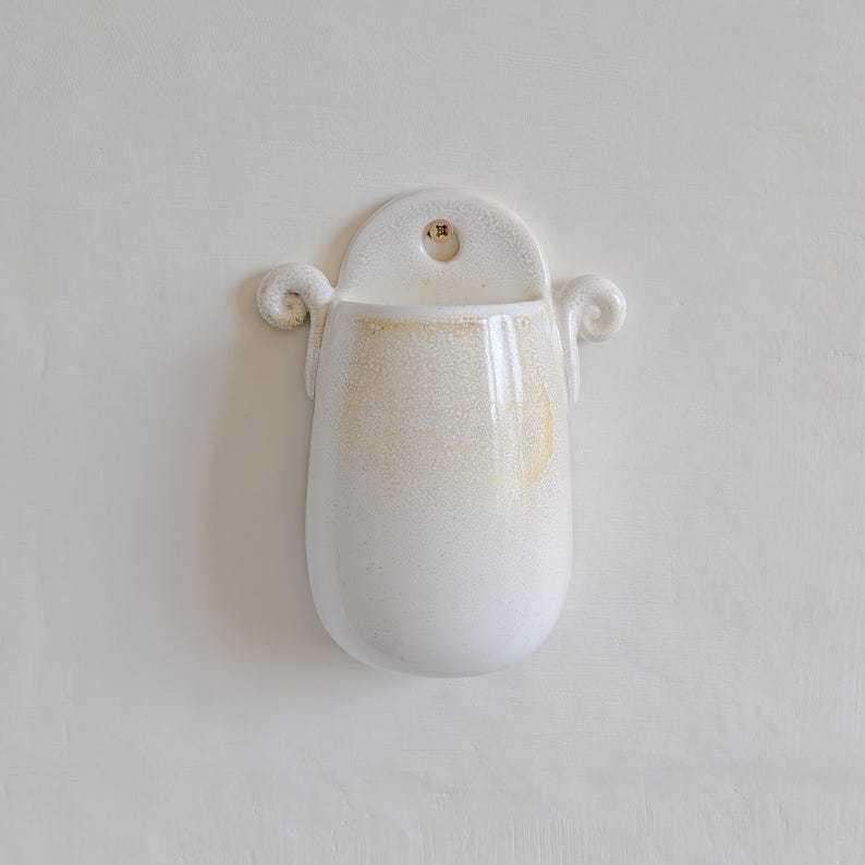 Wall Mount Planter Beige Vase Ceramic Wall Planter Handmade Beige Hanging Vase for Short Flowers Unique Wall Mountable Ceramic Decorative