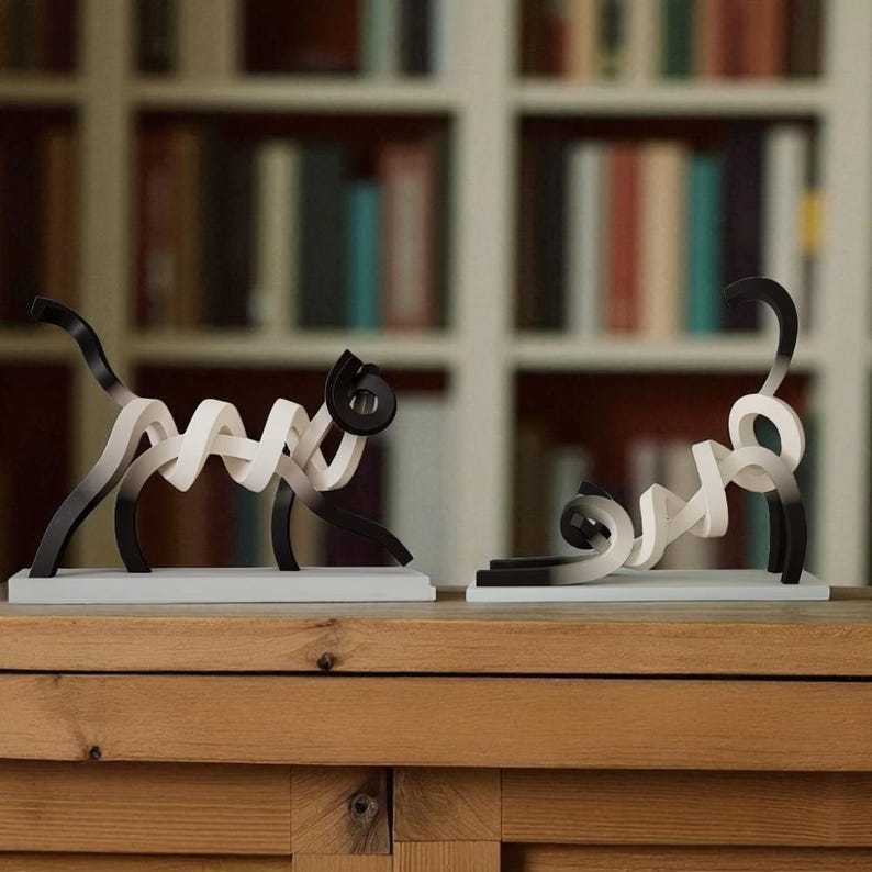 Minimalist Cat Sculpture Elegant Home Decor Gift