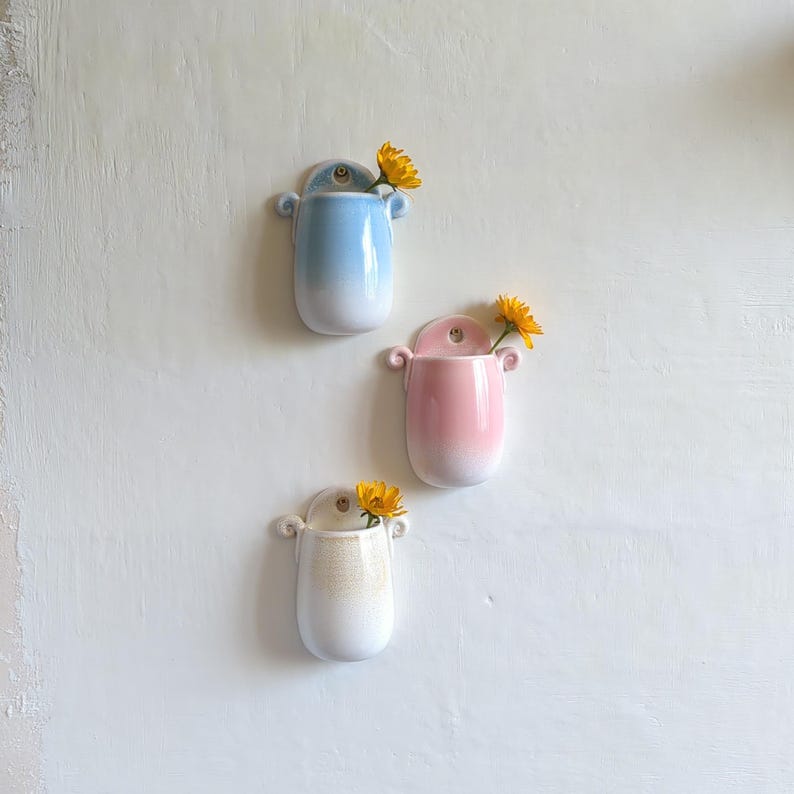 Wall Mount Planter Beige Vase Ceramic Wall Planter Handmade Beige Hanging Vase for Short Flowers Unique Wall Mountable Ceramic Decorative