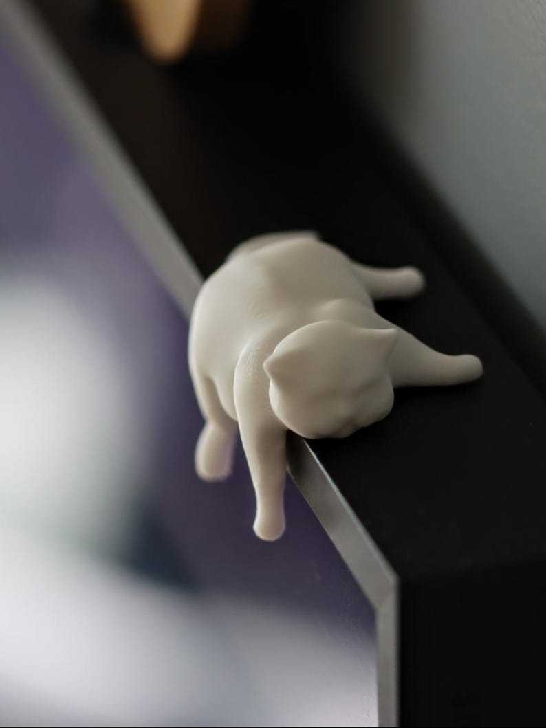 Lazy Cat Monitor Decoration: PLA Desk Companion - Office Gift