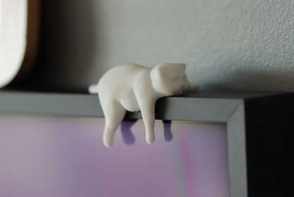 Lazy Cat Monitor Decoration: PLA Desk Companion - Office Gift