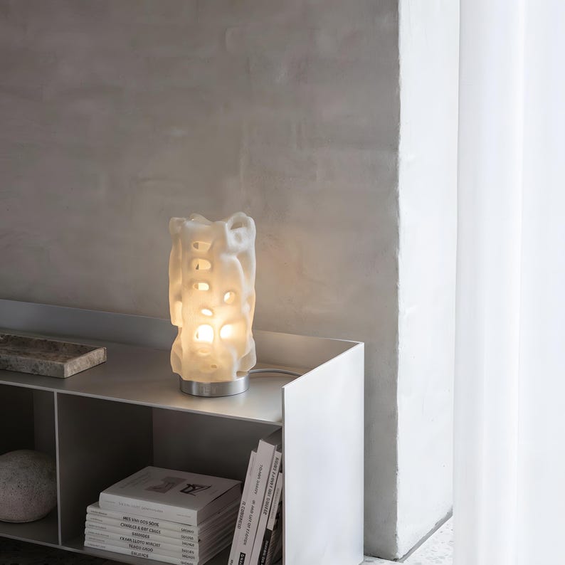 3D-Printed Table Lamp: Coral Inspired Biomorphic Light, Modern Parametric Design