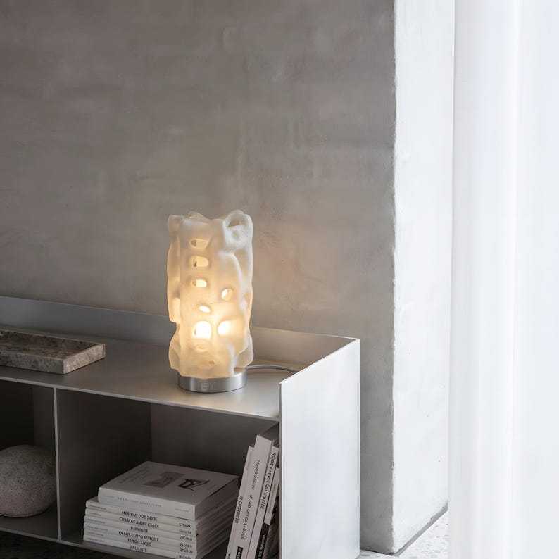 3D-Printed Table Lamp: Coral Inspired Biomorphic Light, Modern Parametric Design