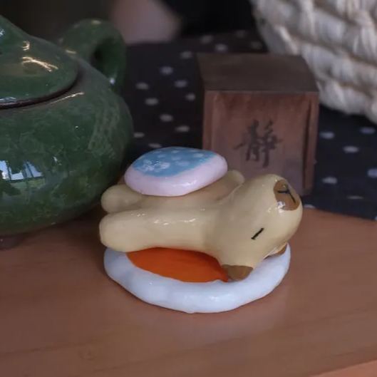 Clay Capybara Figurine Desk Decor