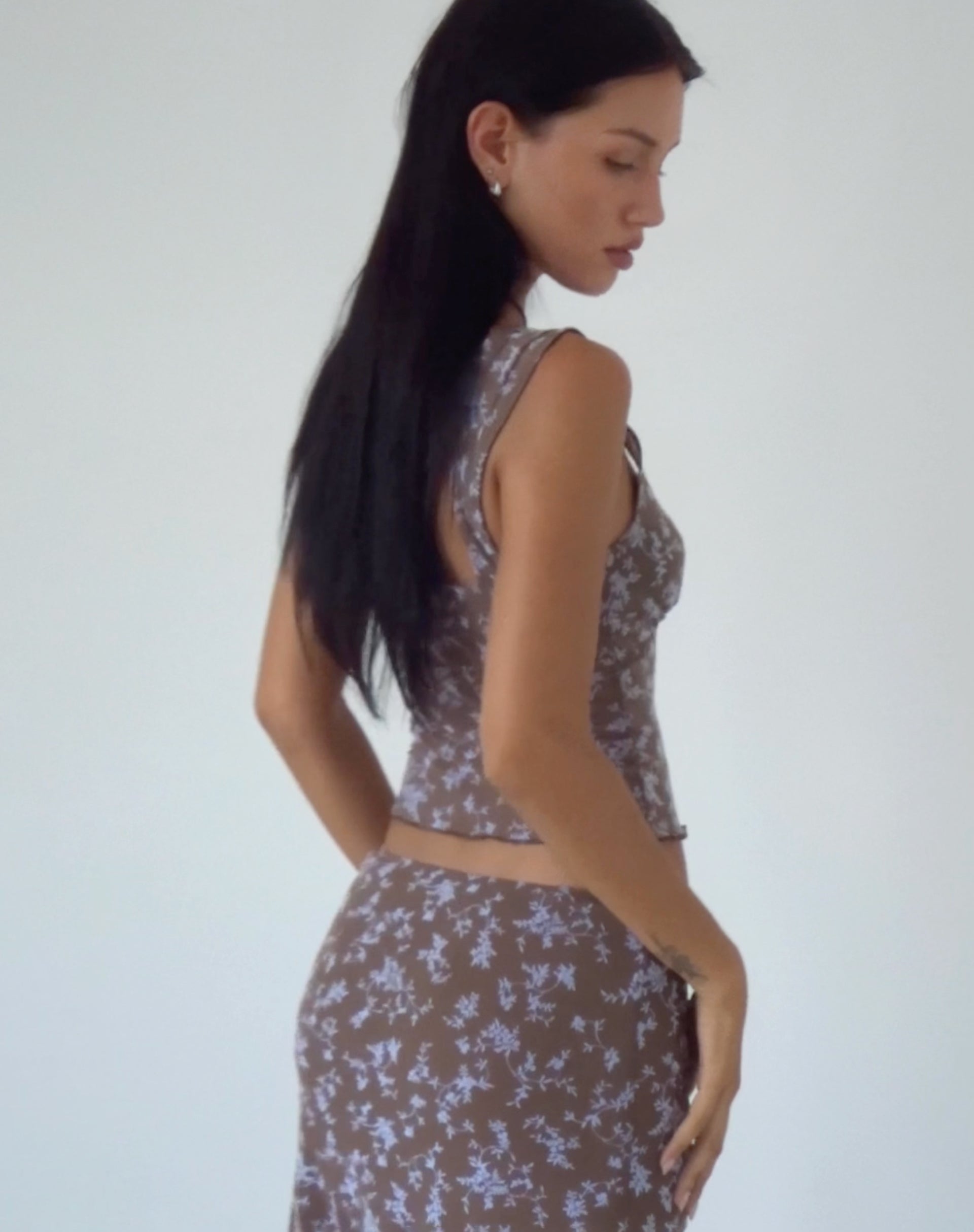 Aerin Mesh Cap Sleeve Top in Botanist Flock Dark Taupe-Nico Sky