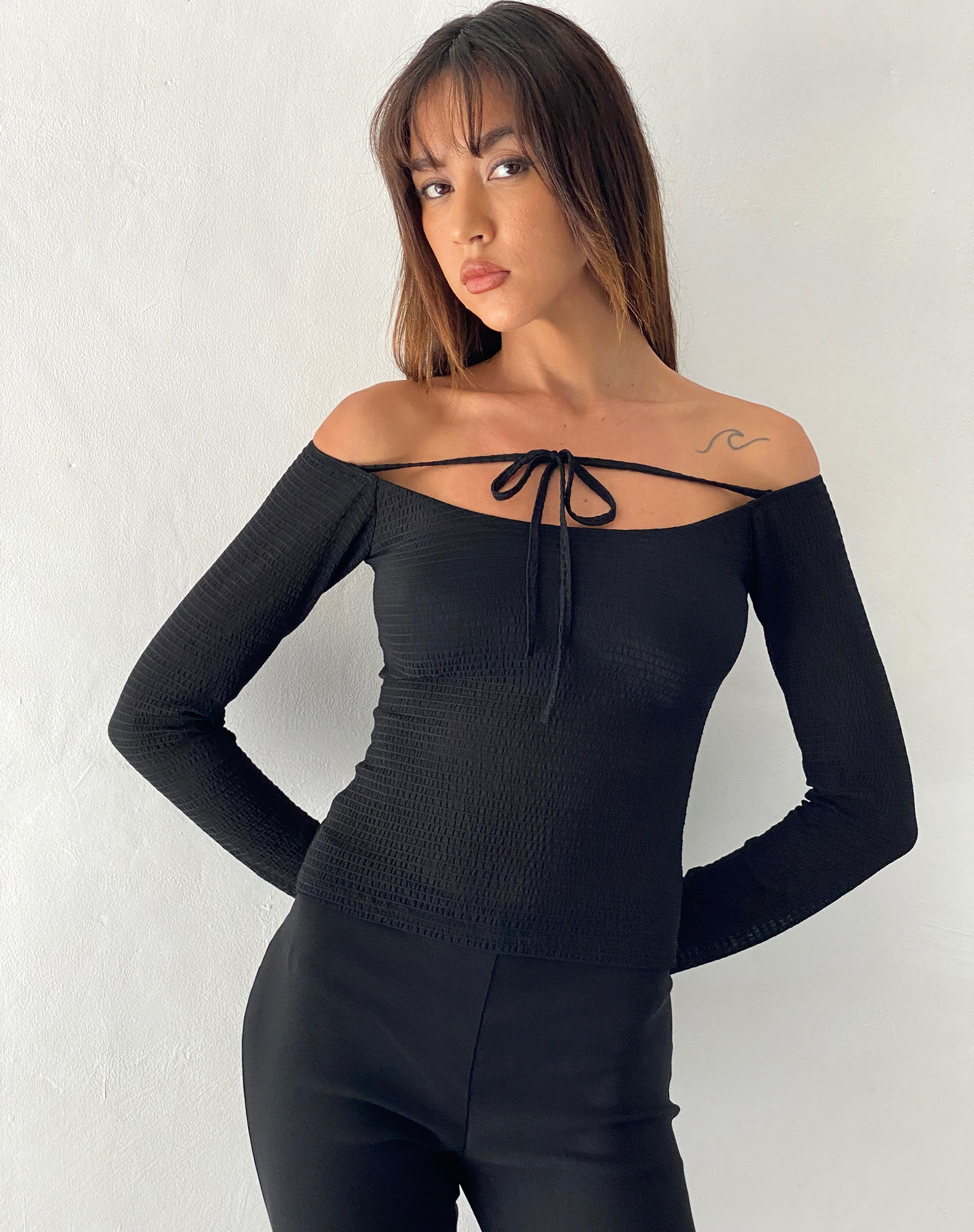 Alondra Long Sleeve Tie Front Top in Textured Black-Nico Sky