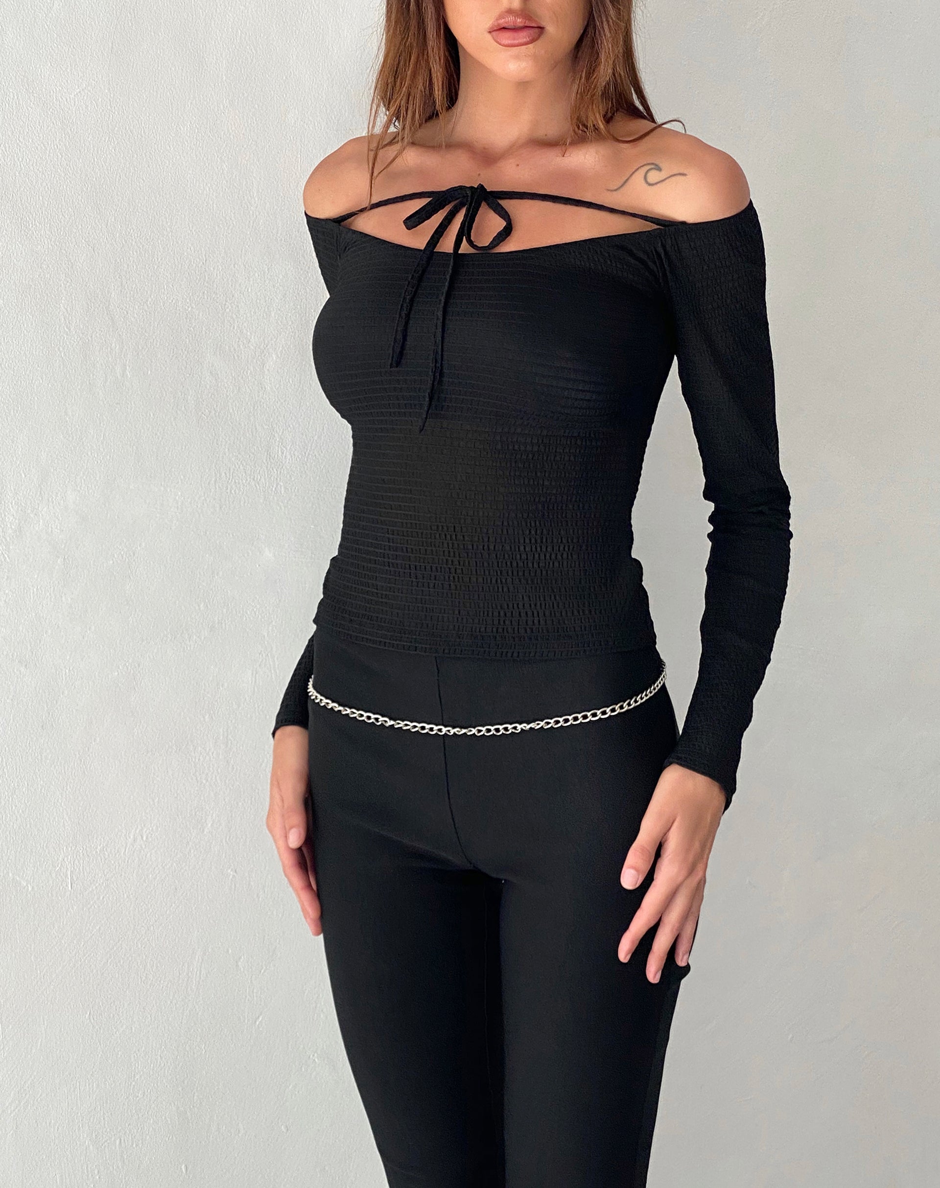 Alondra Long Sleeve Tie Front Top in Textured Black-Nico Sky
