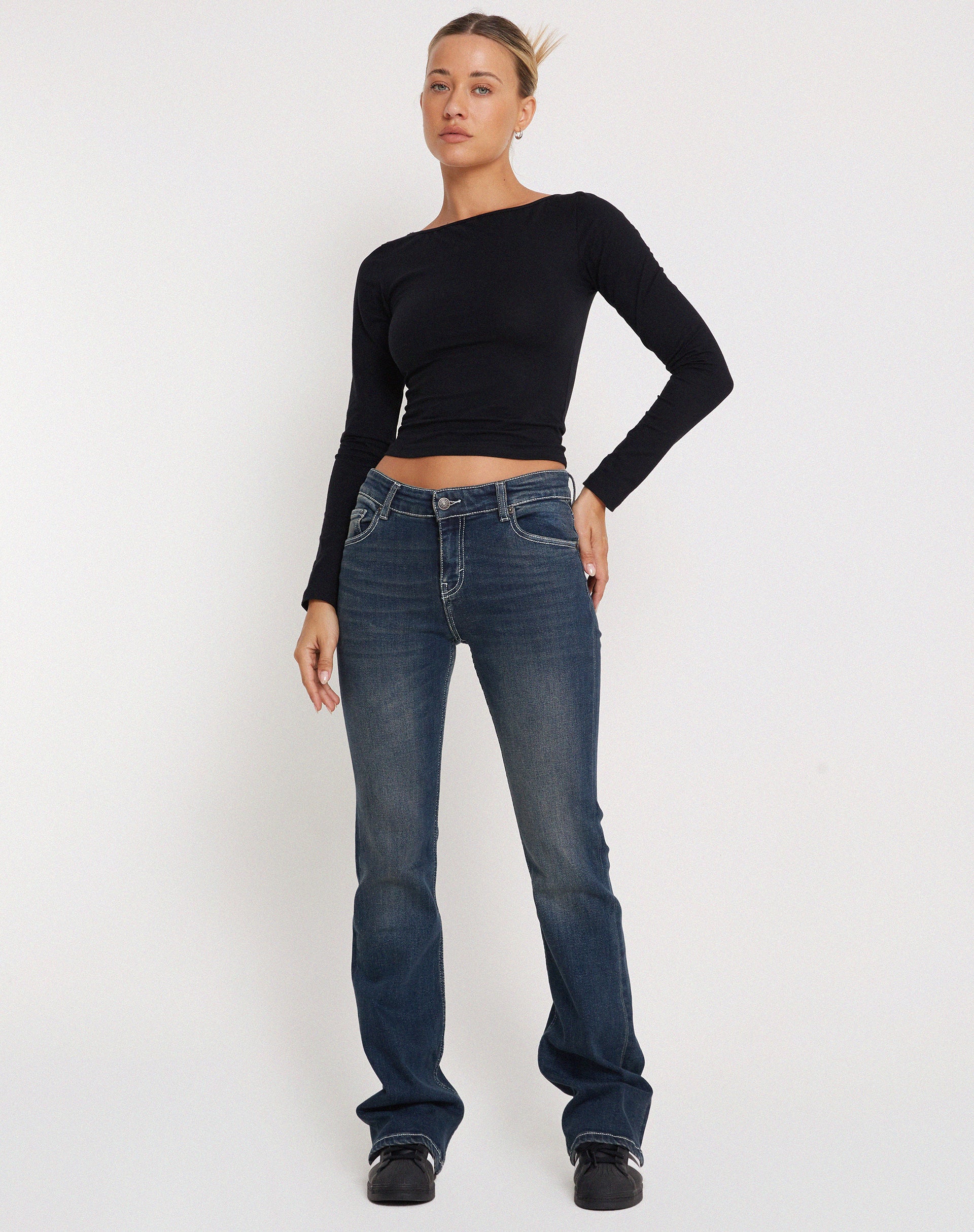 Amabon Long Sleeve Crop Top in Black-Nico Sky