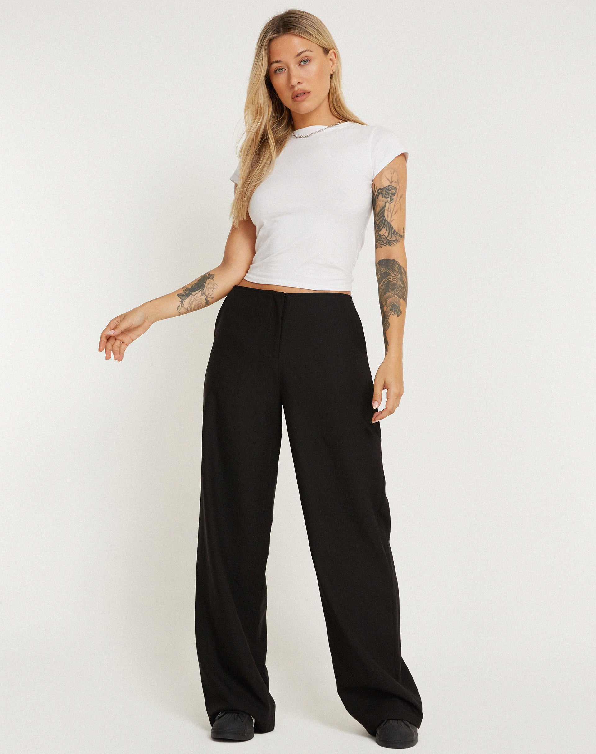 Amadi Trouser in Tailoring Black-Nico Sky