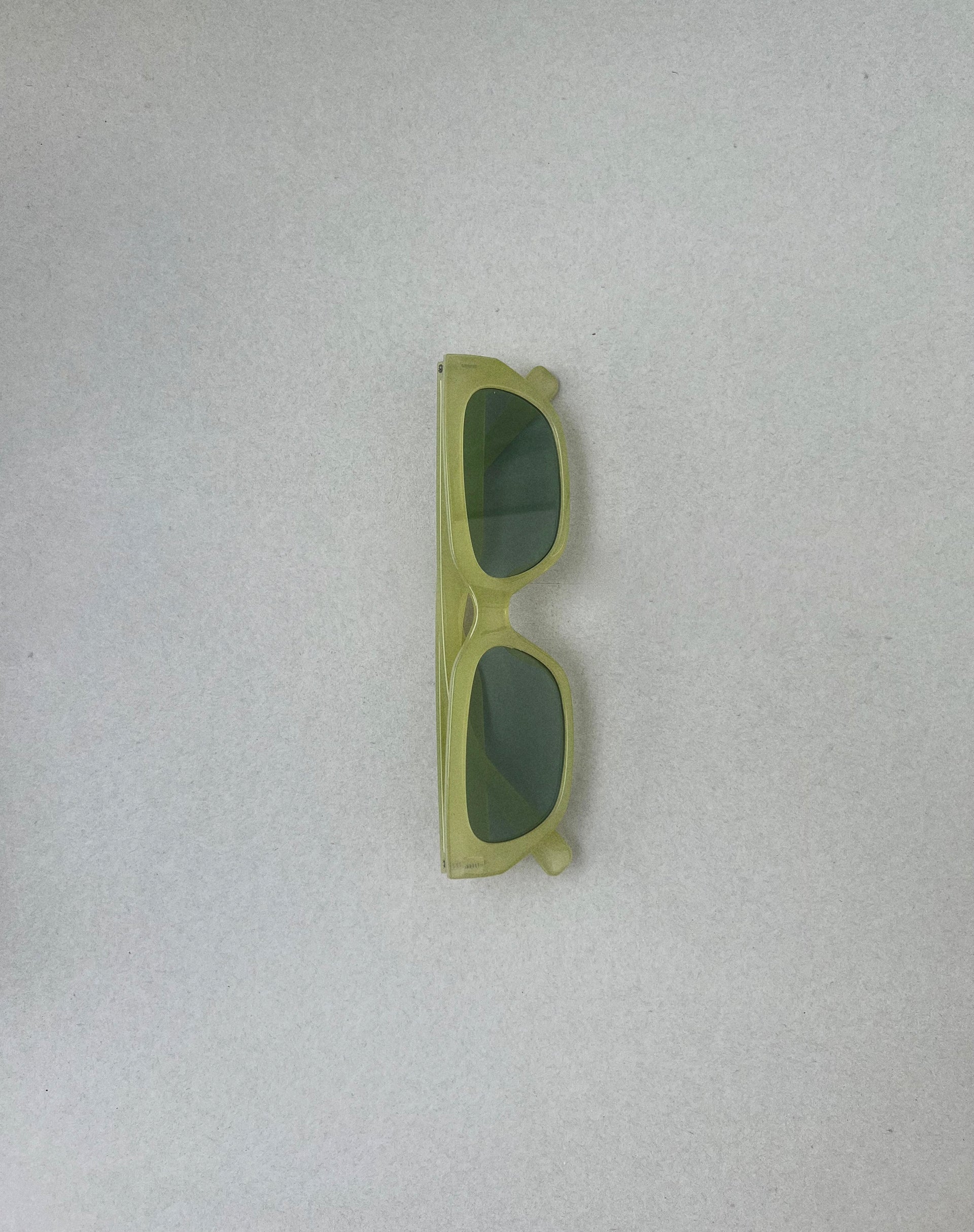 Amiah Rectangle Sunglasses in Light Green-Nico Sky
