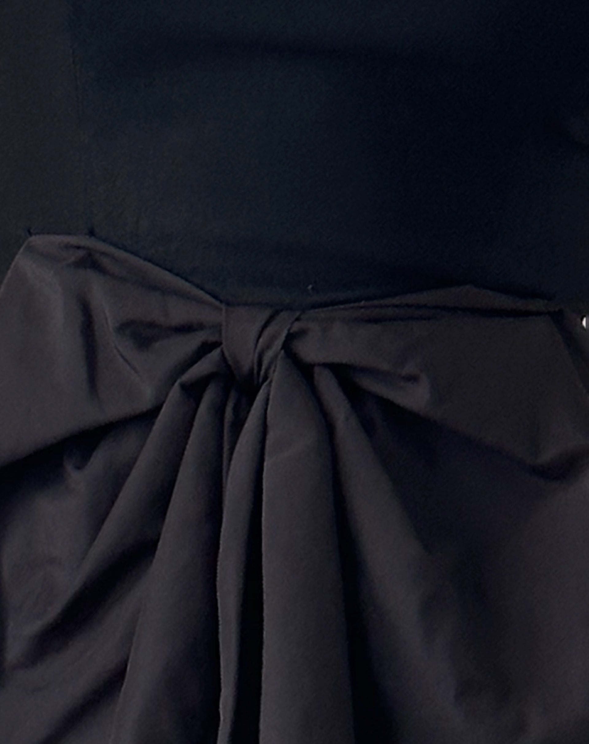 Ardeola Oversized Bow Mini Tailored Dress in Black-Nico Sky