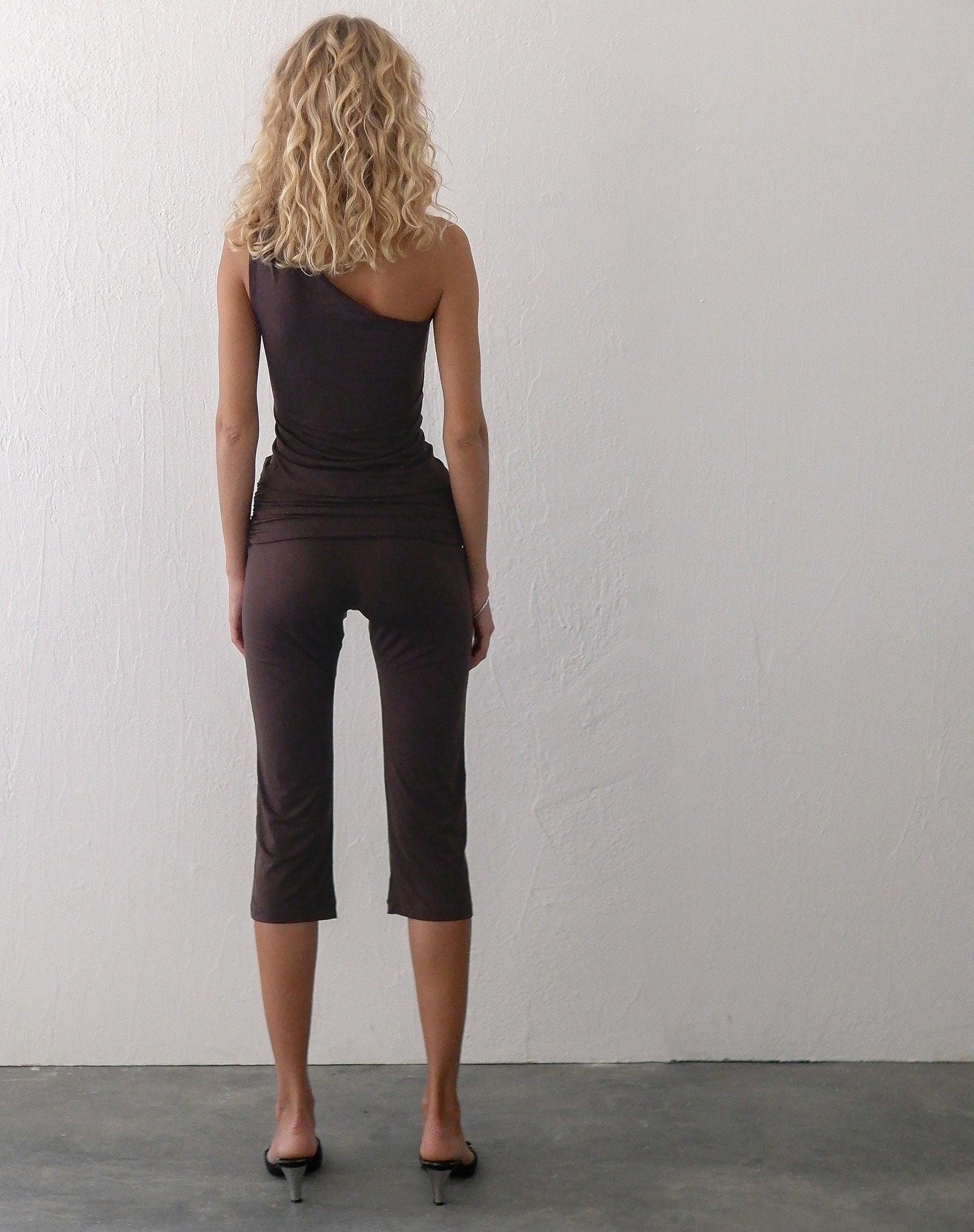 Effy Capri Trousers with Wrap Waistband in Mocca-Nico Sky