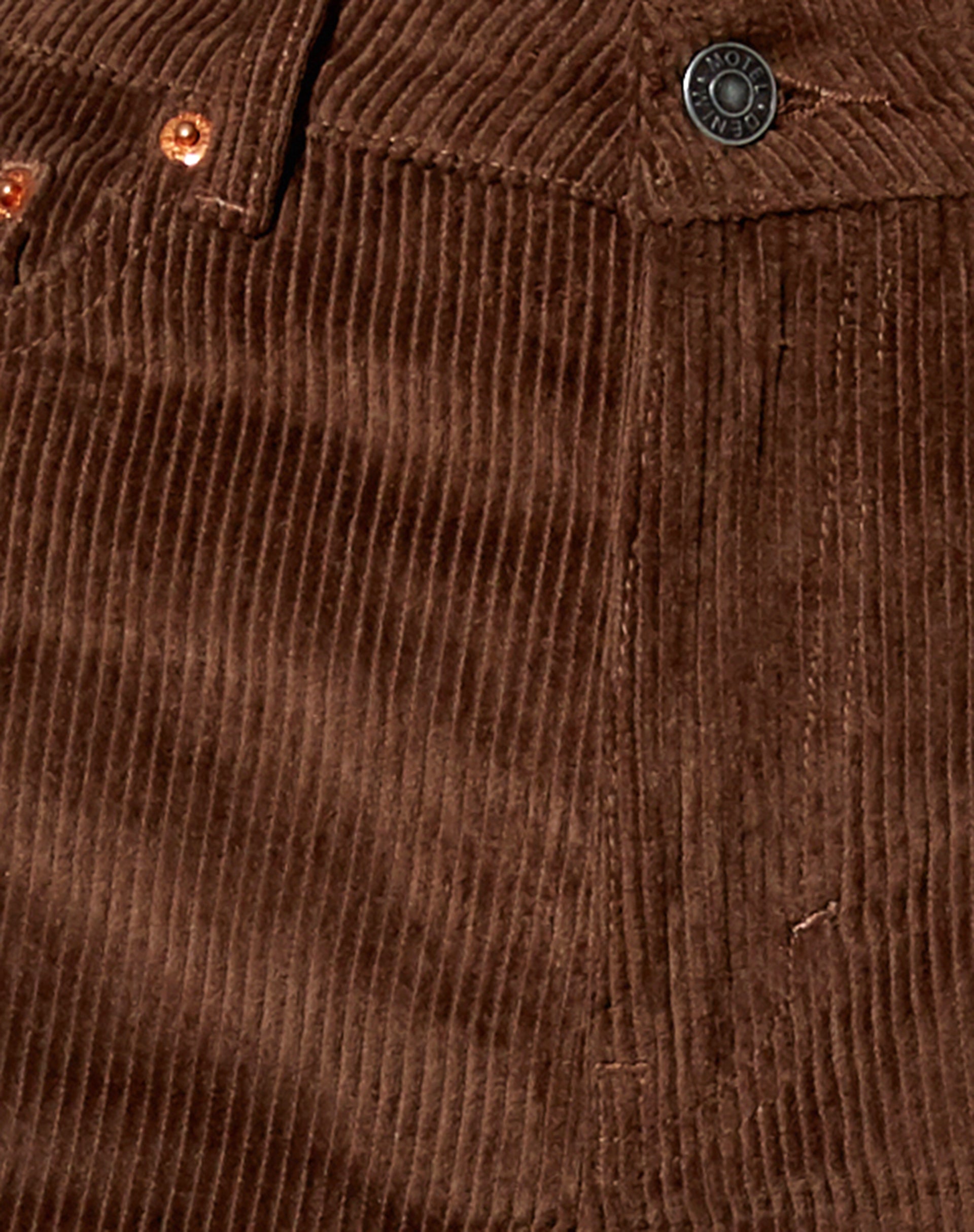 Bootleg Jeans in Cord Rich Brown-Nico Sky