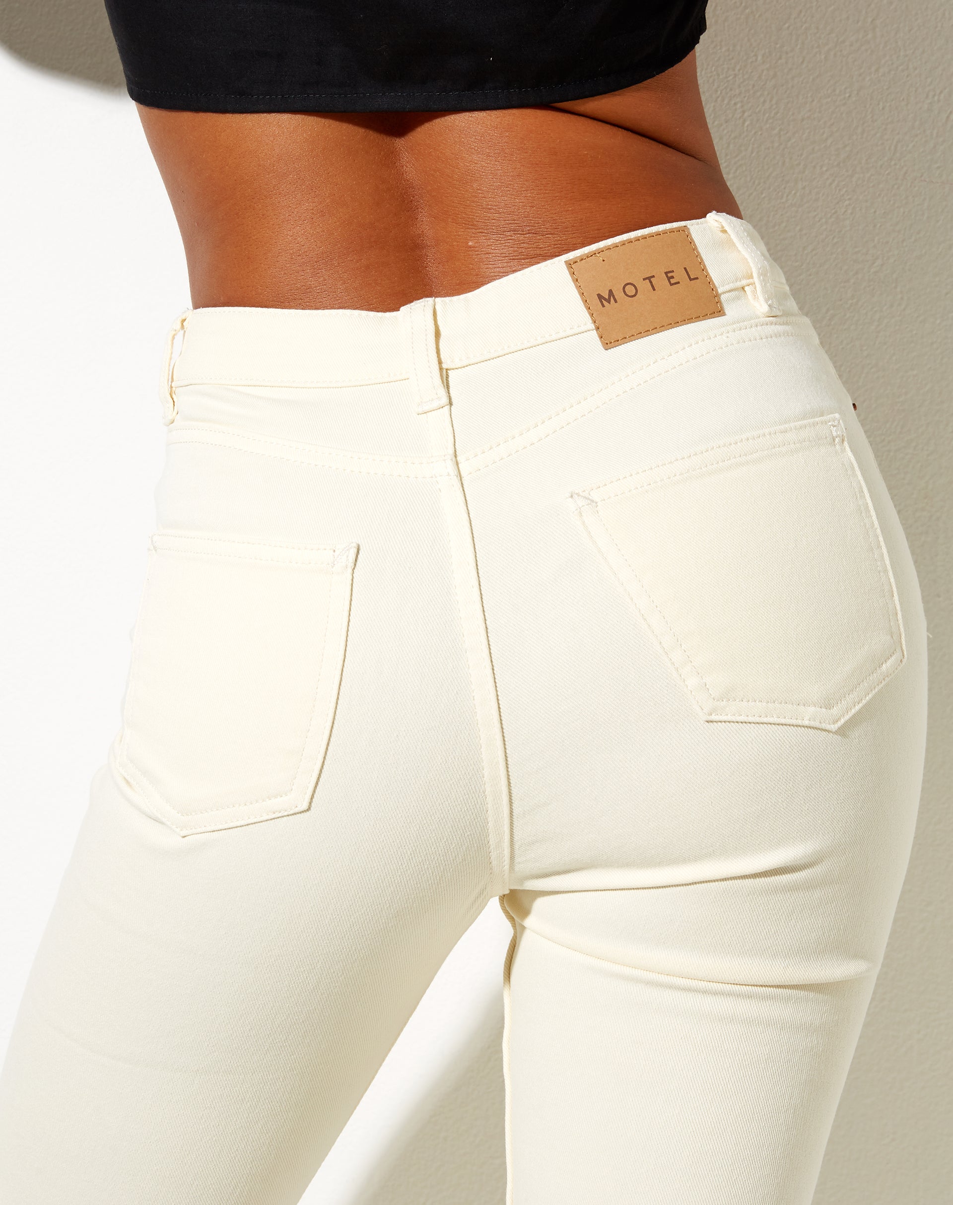 Bootleg Jeans in Buttermilk-Nico Sky