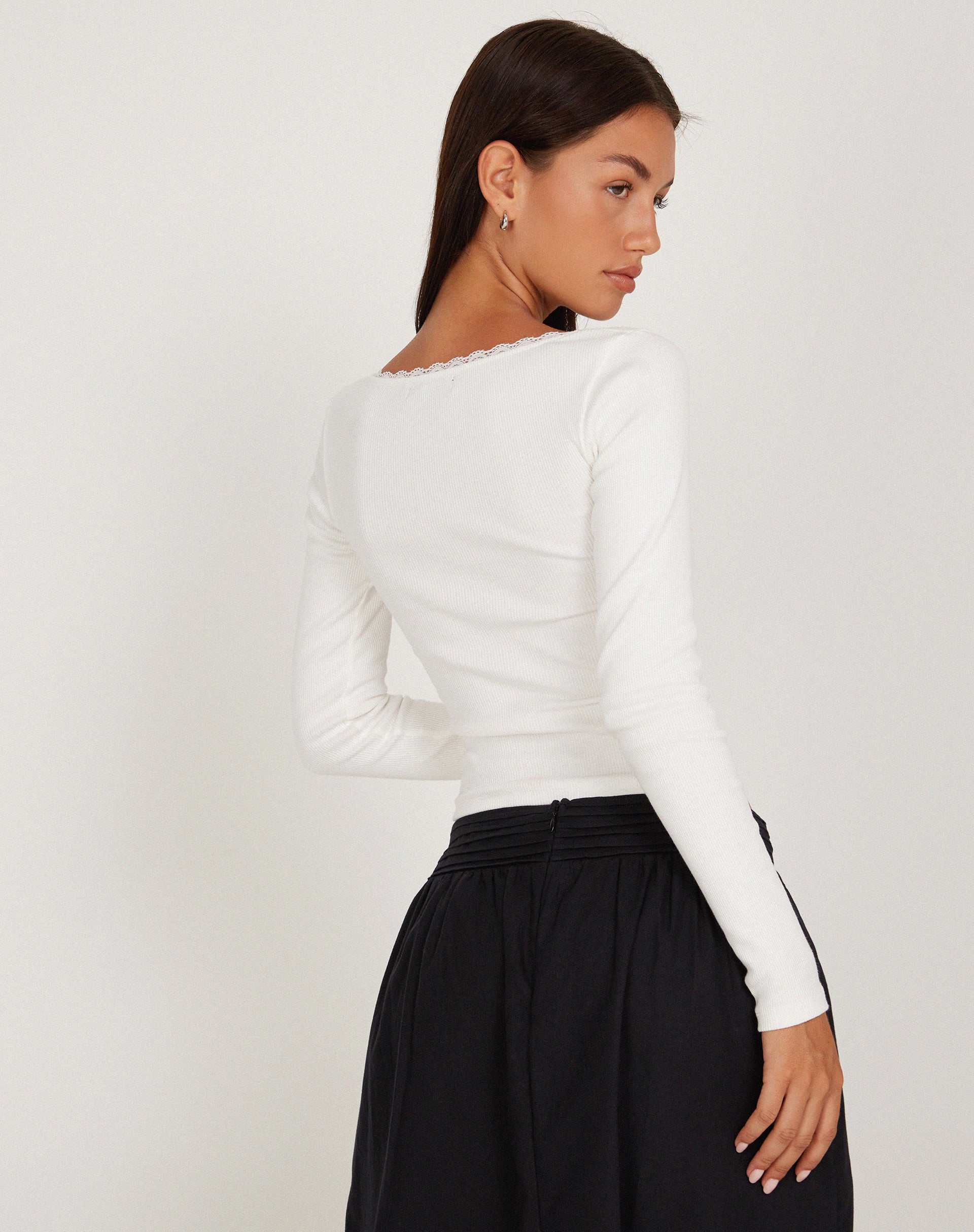 Bovita Long Sleeve Top in Rib White-Nico Sky