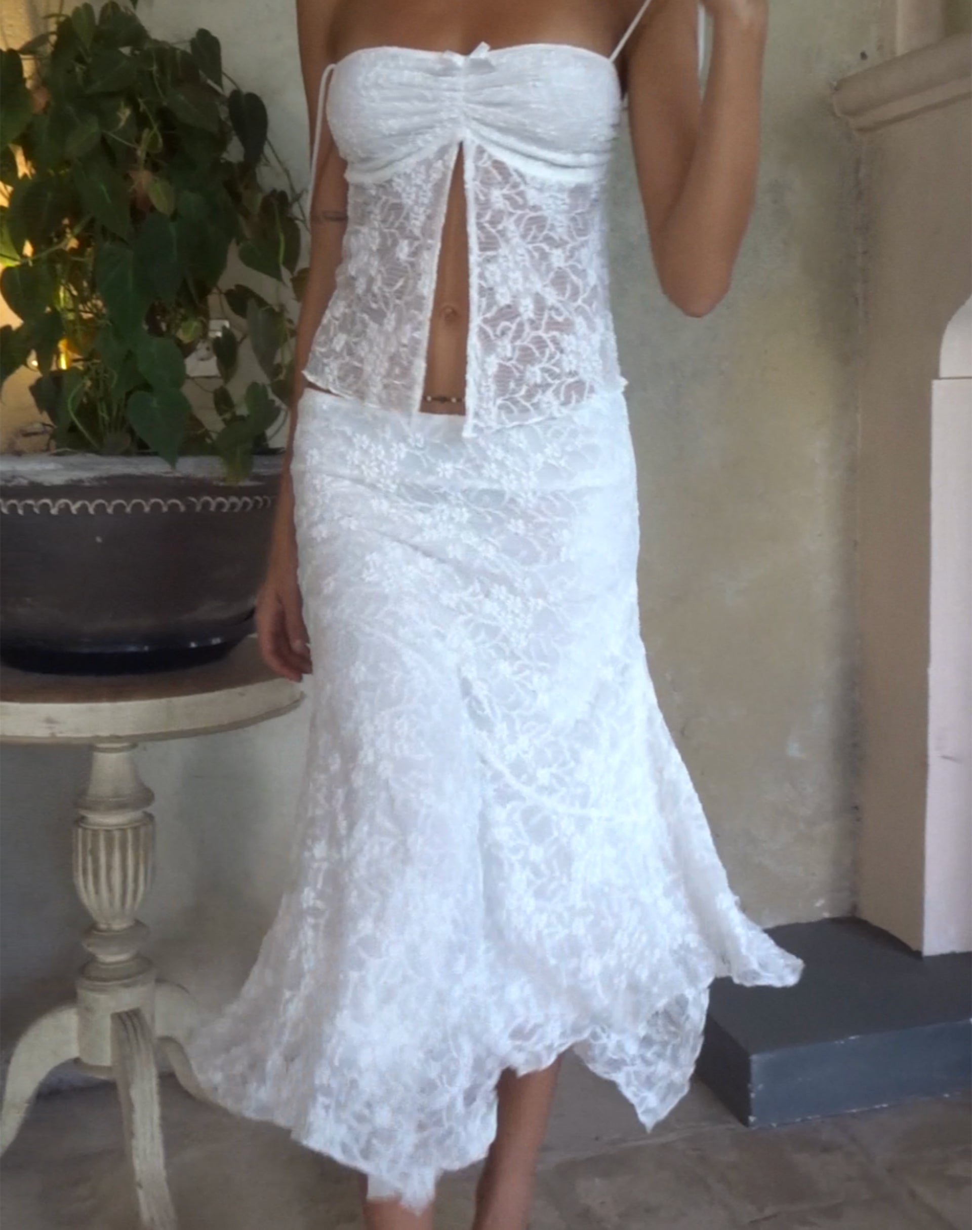 Cinta Low Rise Midi Skirt in Lace Ivory-Nico Sky