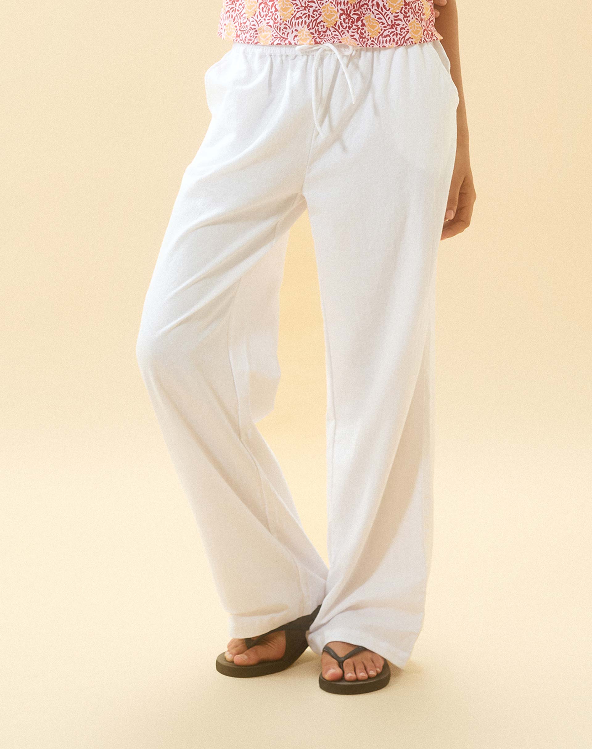 Wasic Wide Leg Trouser in White-Nico Sky
