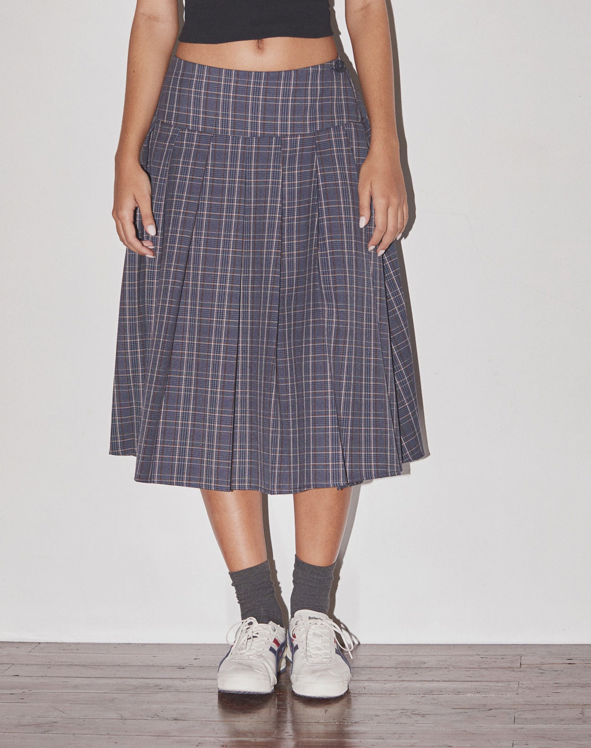 Catelyn Pleated Midi Skirt in Navy Check-Nico Sky