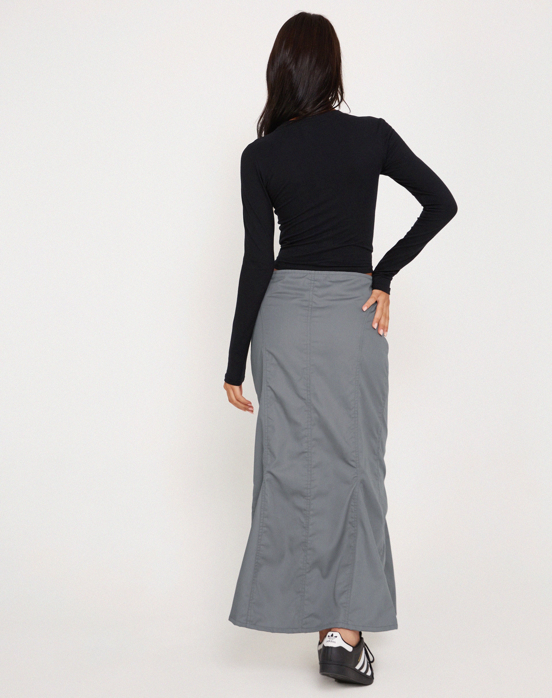 Chaeun Low Rise Midi Cargo Skirt in Grey-Nico Sky
