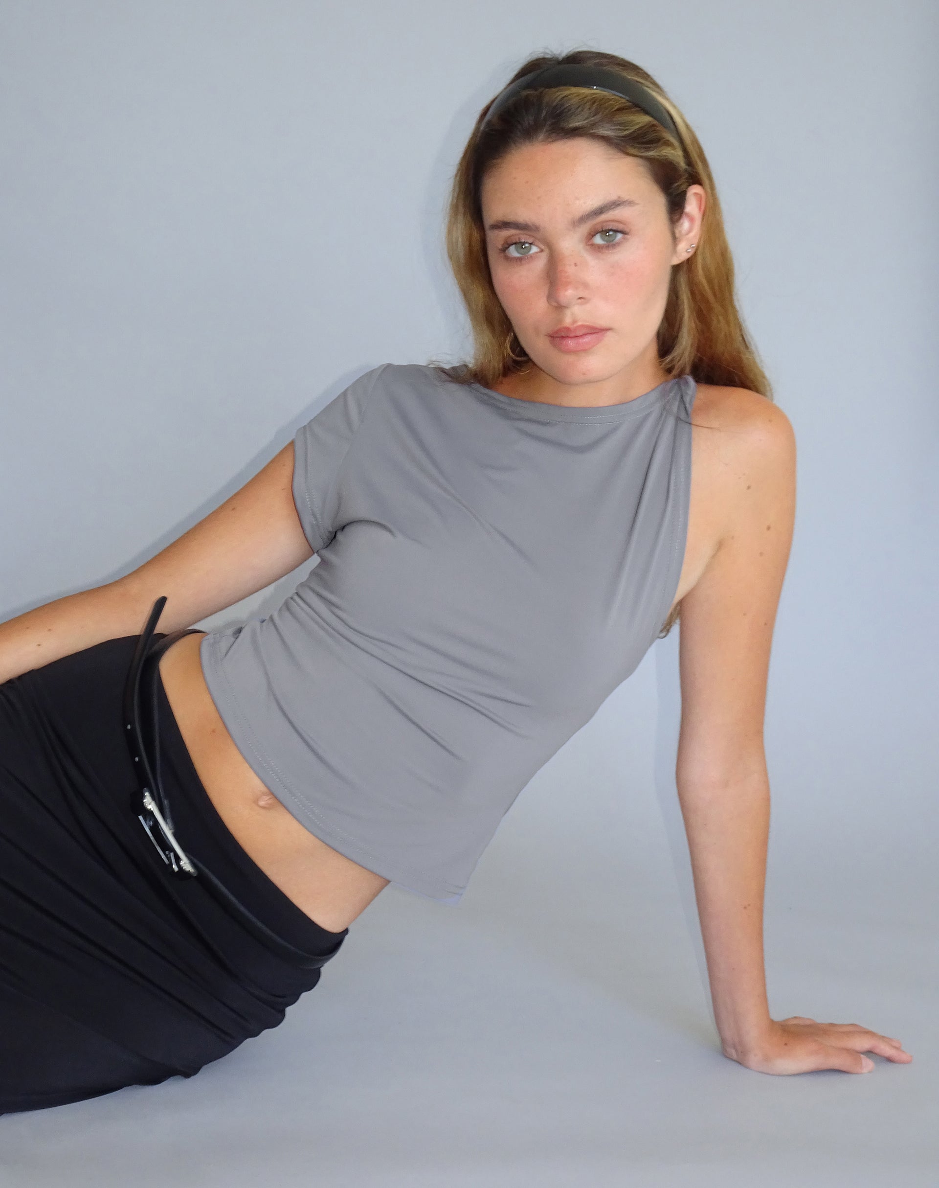 Dannas Asymmetric Top in Grey-Nico Sky