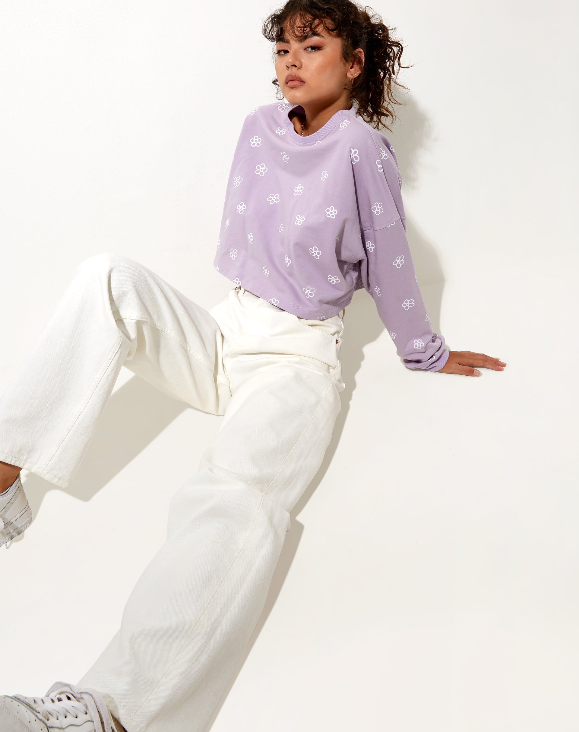 Fawly Crop Top in Small Graffiti Flower Lilac-Nico Sky