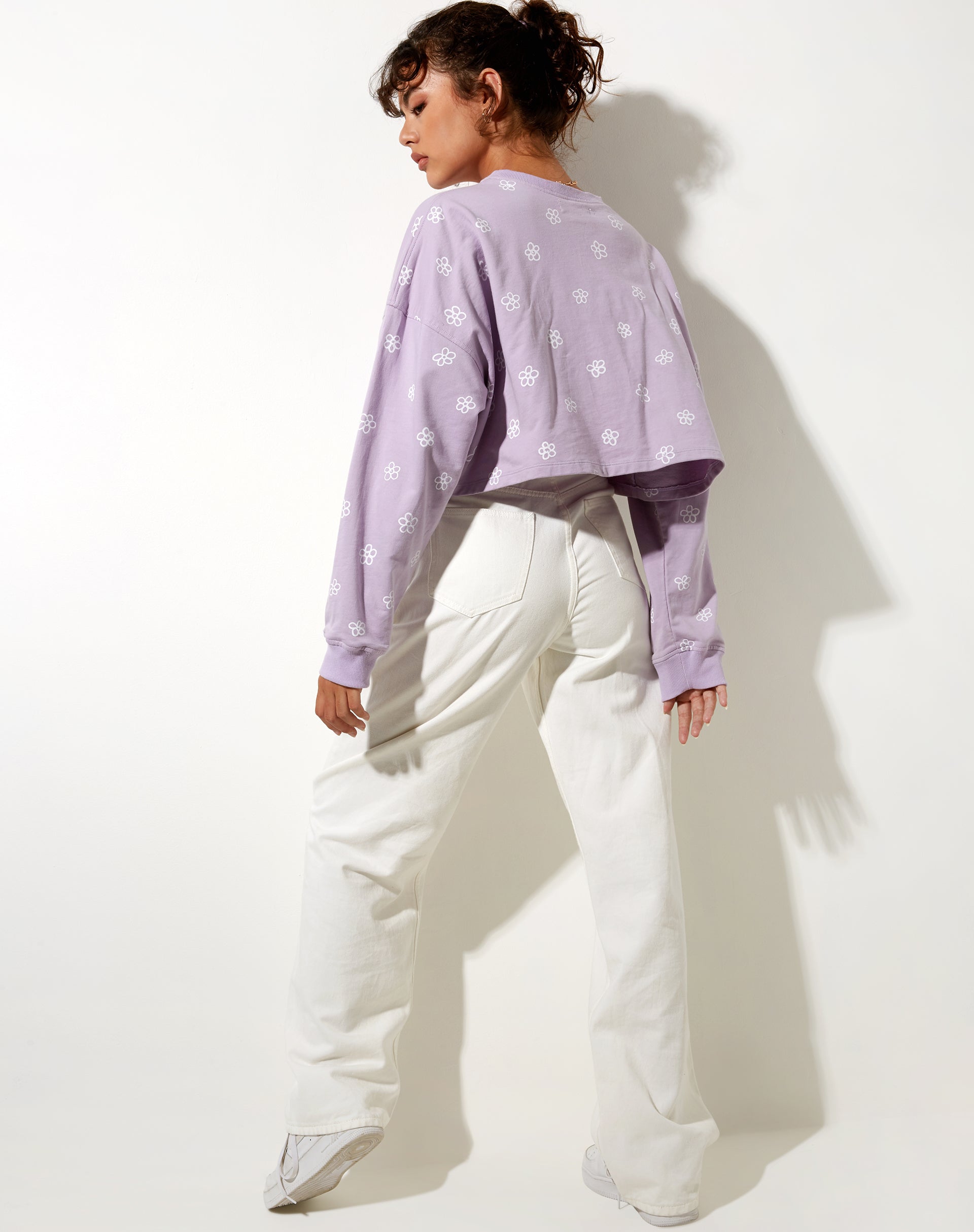 Fawly Crop Top in Small Graffiti Flower Lilac-Nico Sky