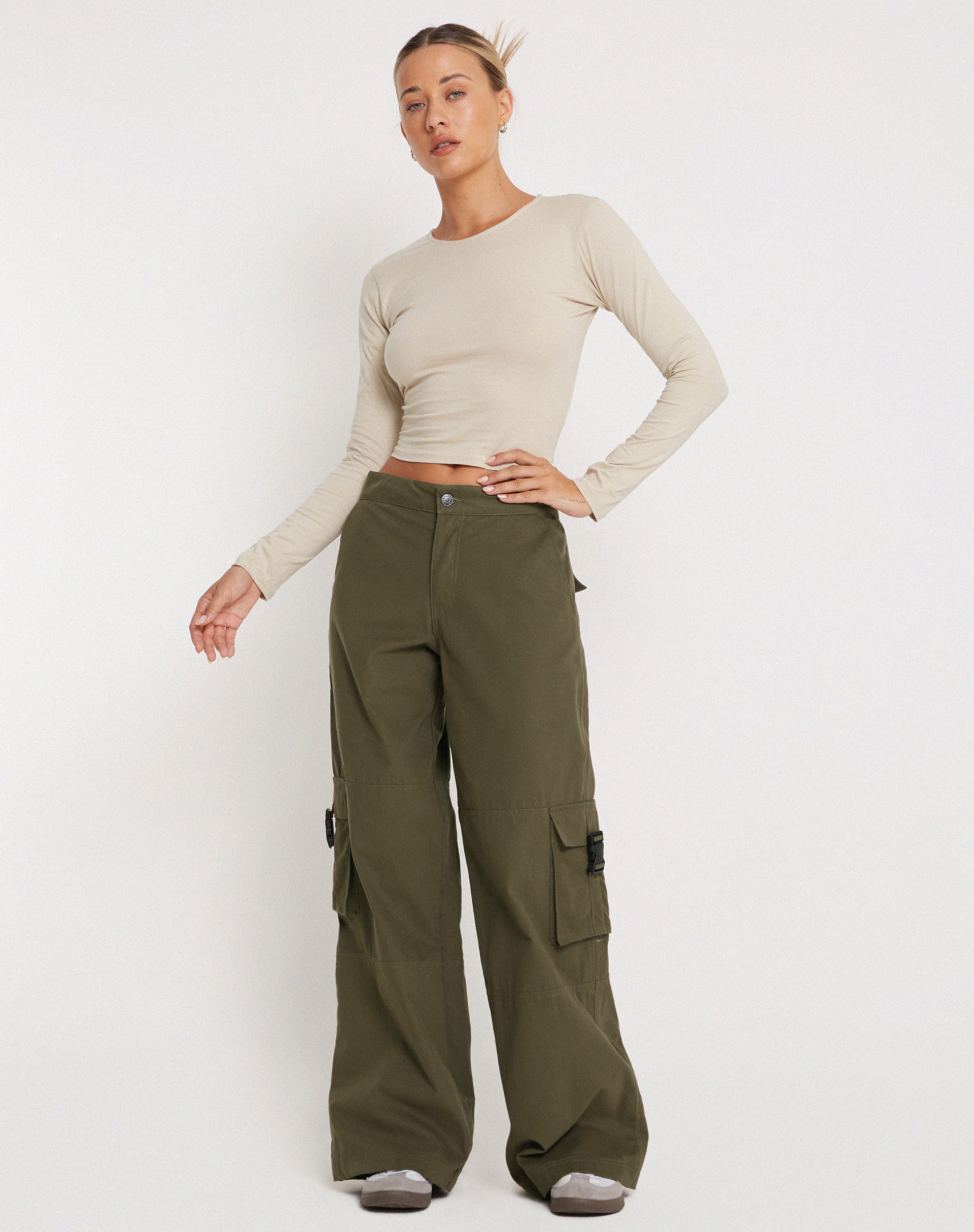 Freddy Low Rise Cargo Trouser in Military Khaki-Nico Sky