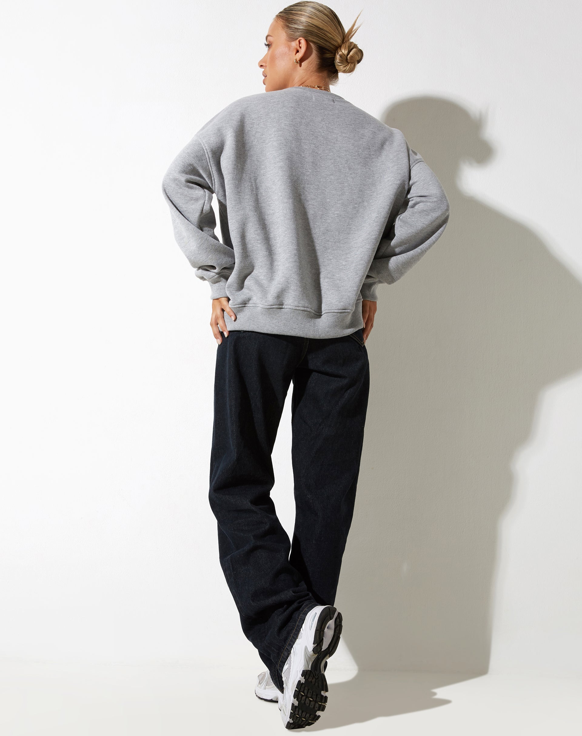Glan Sweatshirt in Grey Marl with 'M Classics' Embro-Nico Sky
